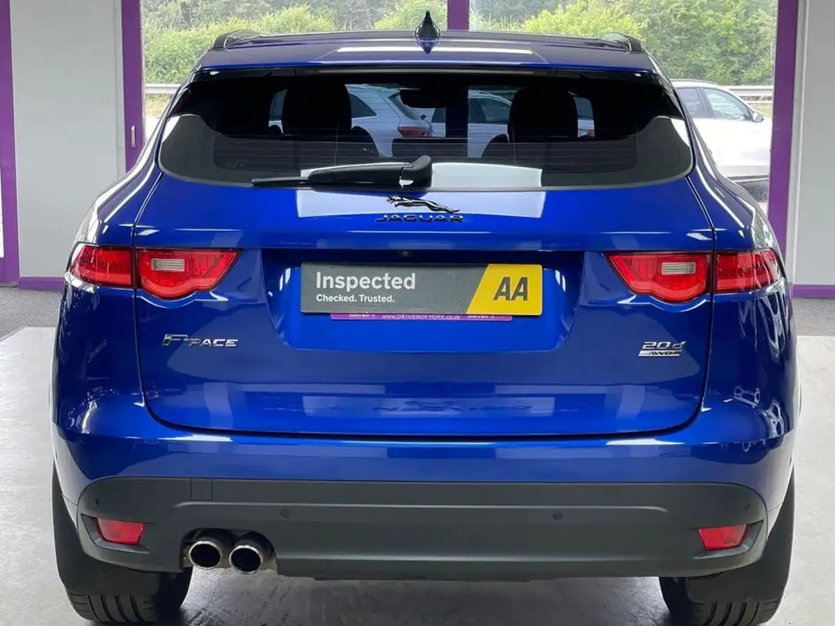 2019-jaguar-f-pace-20-i4d-r-sport-180ps-awd-auto-big-9