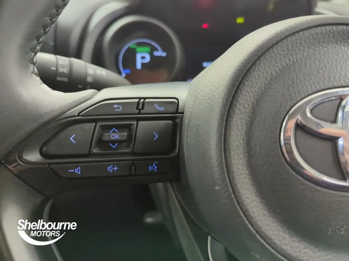 2023-toyota-yaris-15-vvt-i-design-big-23