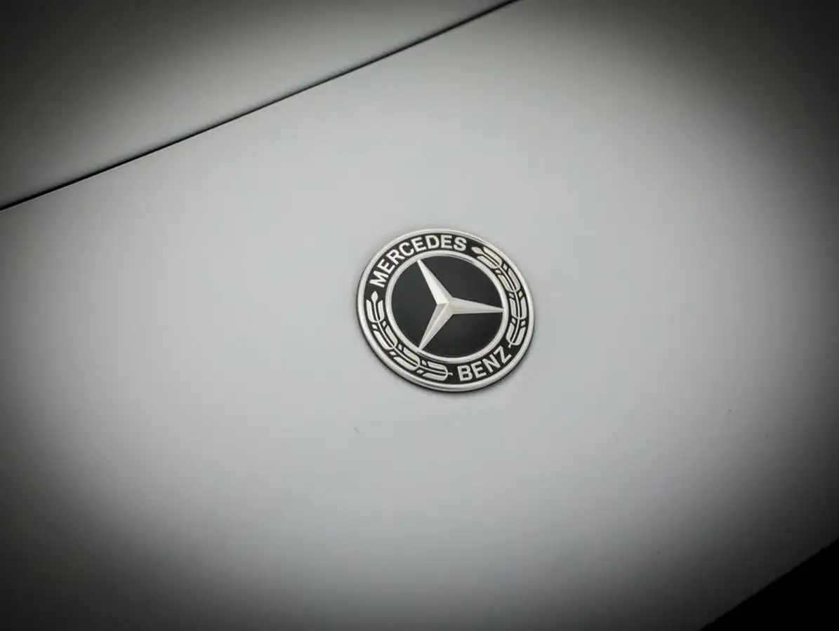 2022-mercedes-benz-a-class-13-a200-amg-line-executive-edition-hatchback-5d-7g-dct-big-12