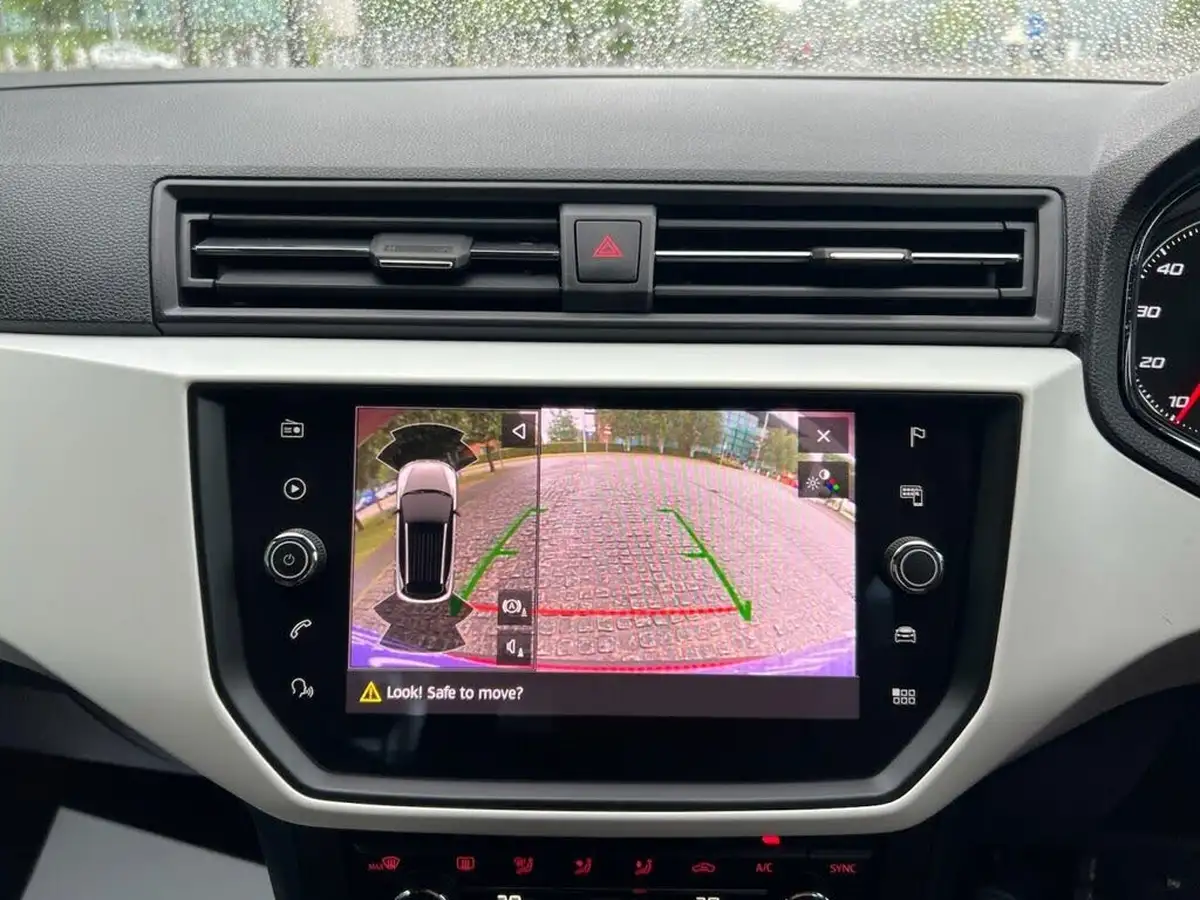 2018-seat-arona-10-tsi-xcellence-lux-big-24
