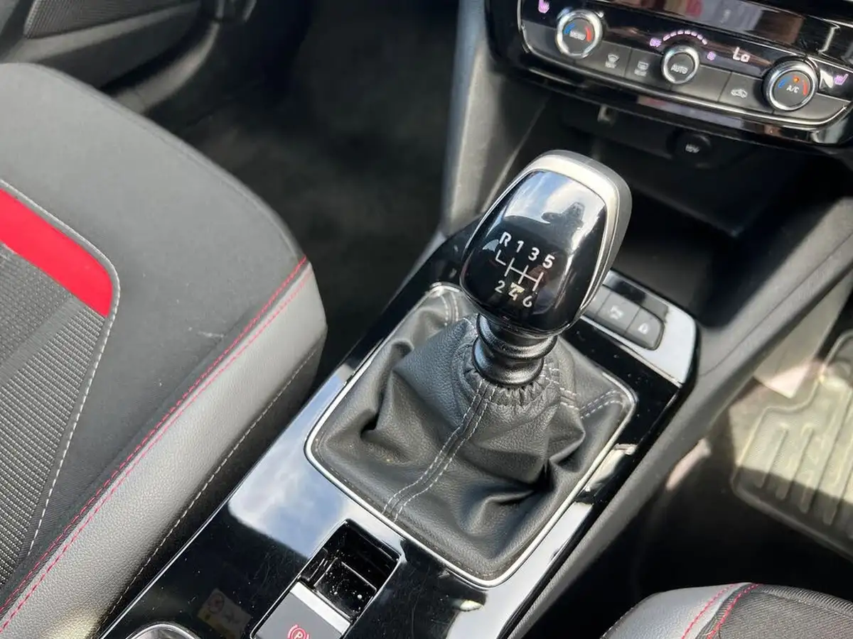 2022-vauxhall-mokka-12-sri-premium-130ps-big-18