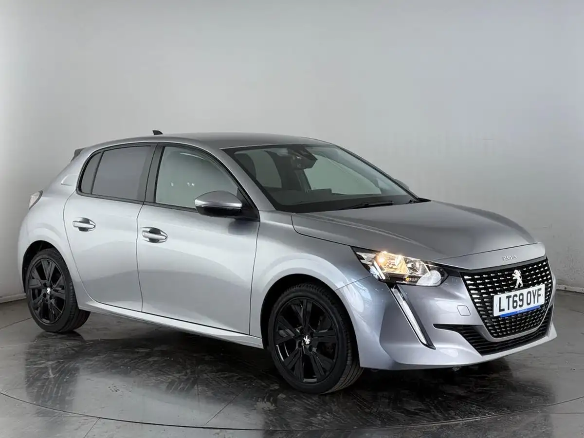 2020-peugeot-208-12-puretech-allure-100bhp-big-0