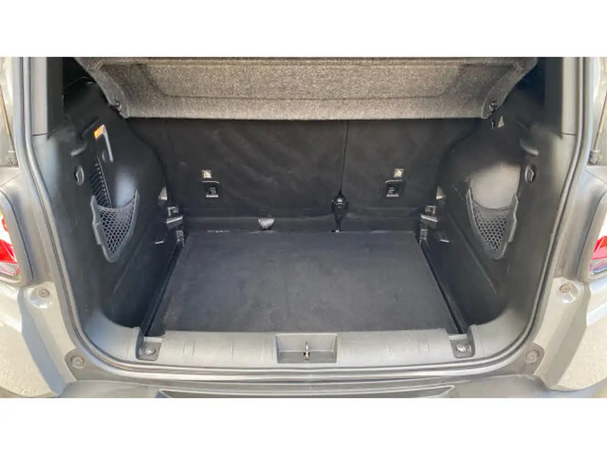 2020-jeep-renegade-10-gse-night-eagle-ii-big-3