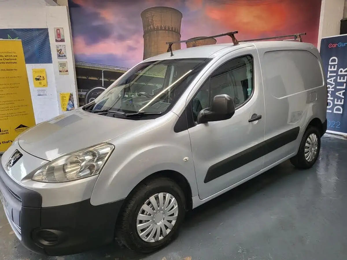 2012-peugeot-partner-16td-s-l1-92-850-panel-van-big-19