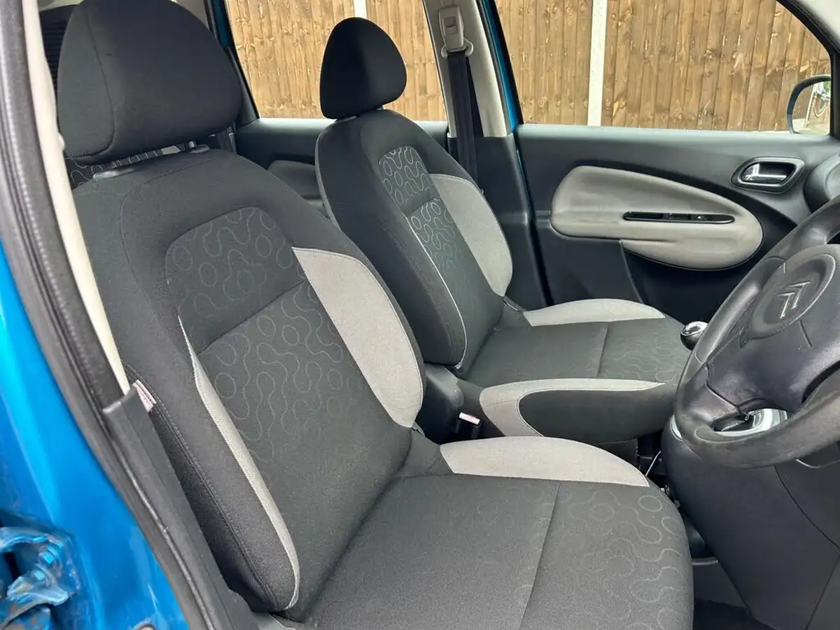 2009-citroen-c3-picasso-16hdi-vtr-big-9