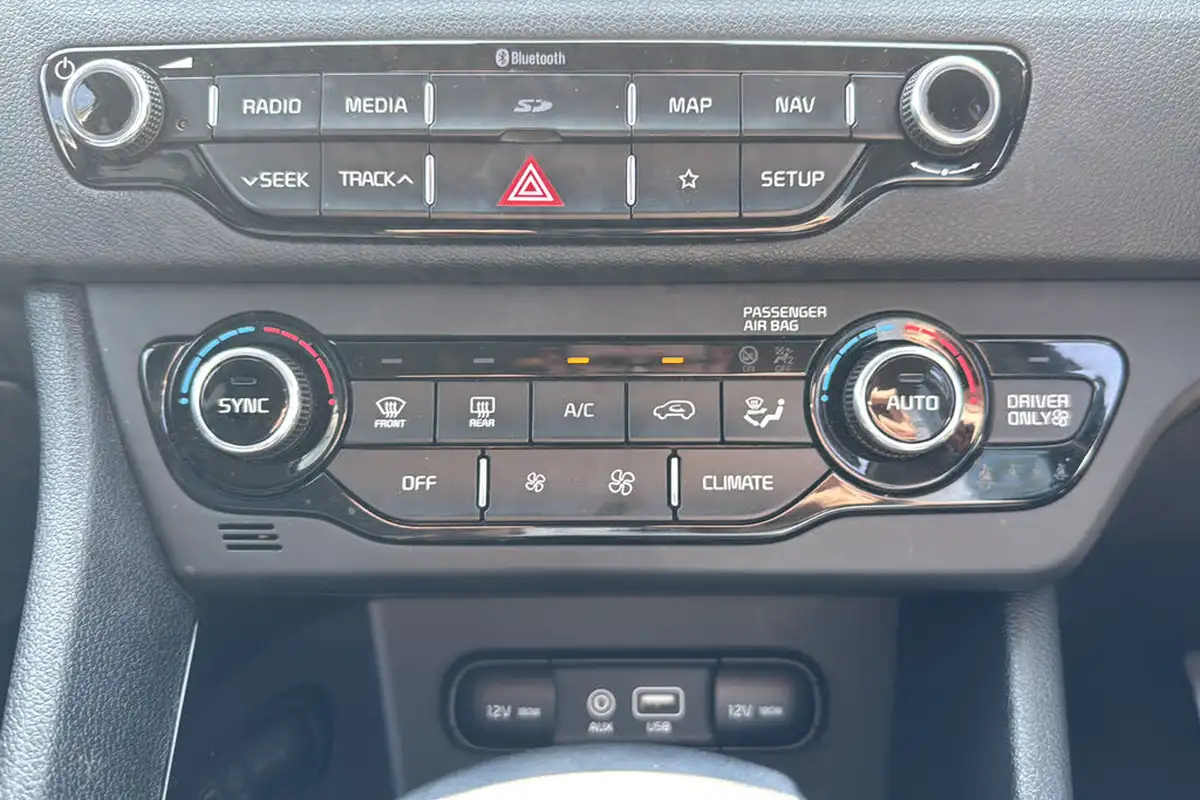 2018-kia-niro-16-gdi-2-adap-big-14