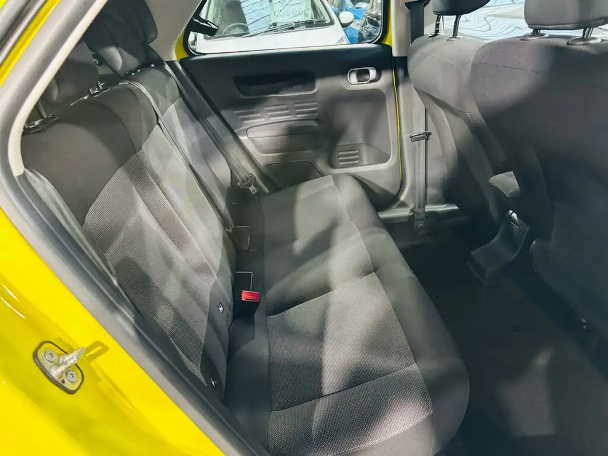 2016-citroen-c4-cactus-16bluehdi-flair-ss-etg6-big-21