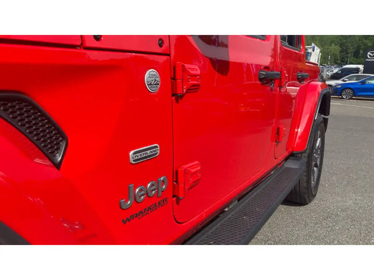 2021-jeep-wrangler-20-gme-overland-5d-big-20