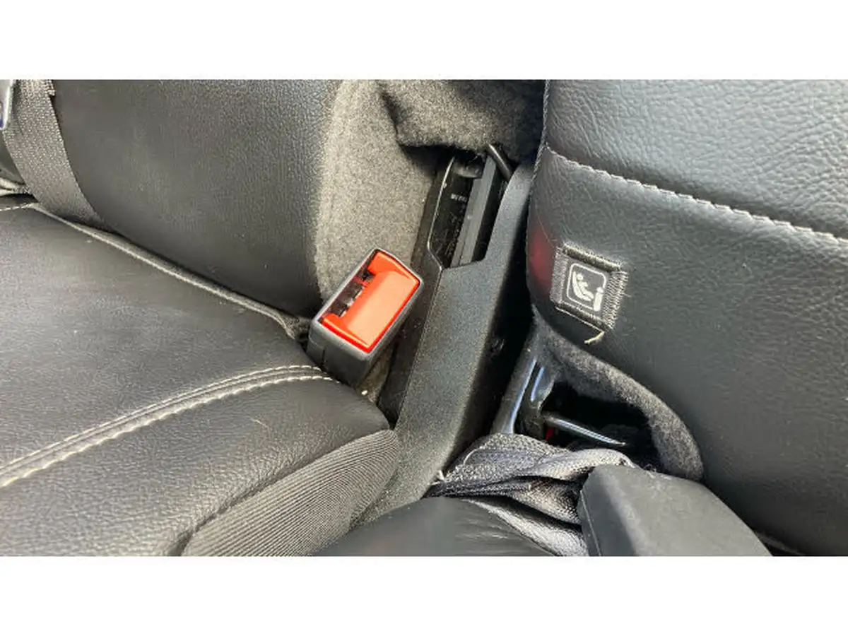 2021-jeep-wrangler-20-gme-overland-5d-big-16