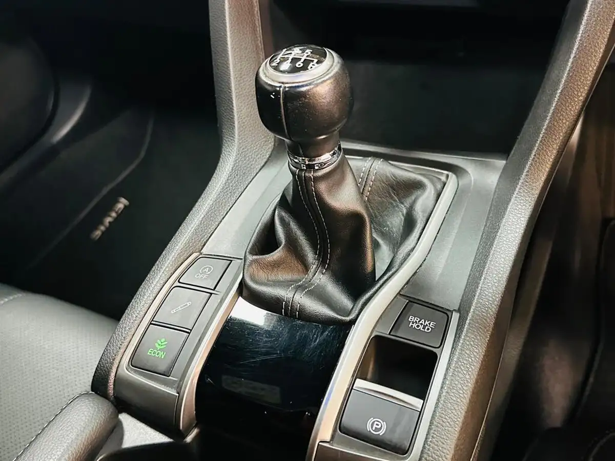2019-honda-civic-10-vtec-turbo-ex-ss-hatchback-5d-big-61