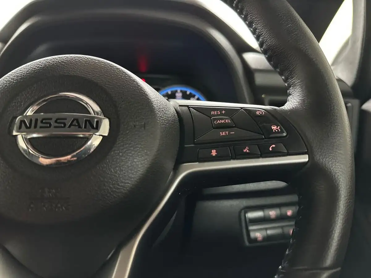 2021-nissan-leaf-e-acenta-big-26