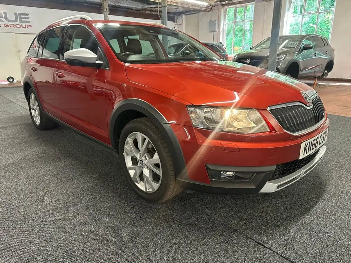2016-skoda-octavia-20tdi-scout-184ps-dsg-big-3