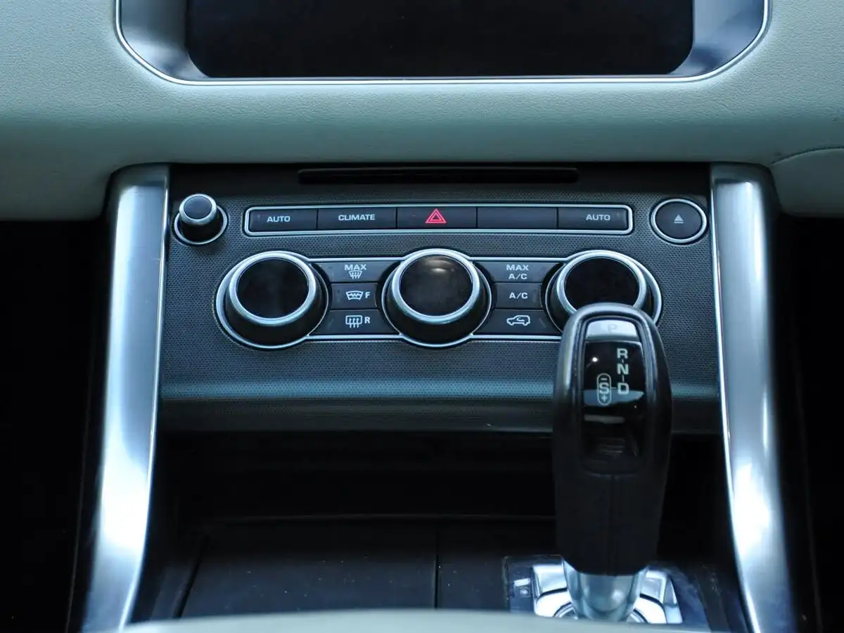2018-land-rover-range-rover-sport-30-sd-v6-hse-dynamic-sd-v6-big-25