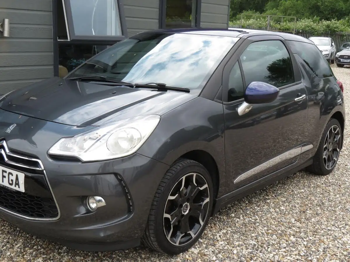 2014-citroen-ds3-16-dstyle-plus-vti-120bhp-big-28