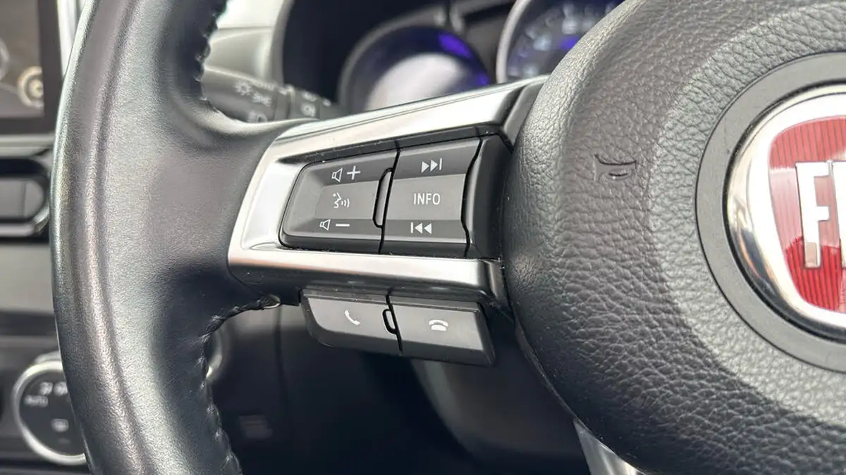 2018-fiat-124-14-multiair-124-spider-s-design-big-28