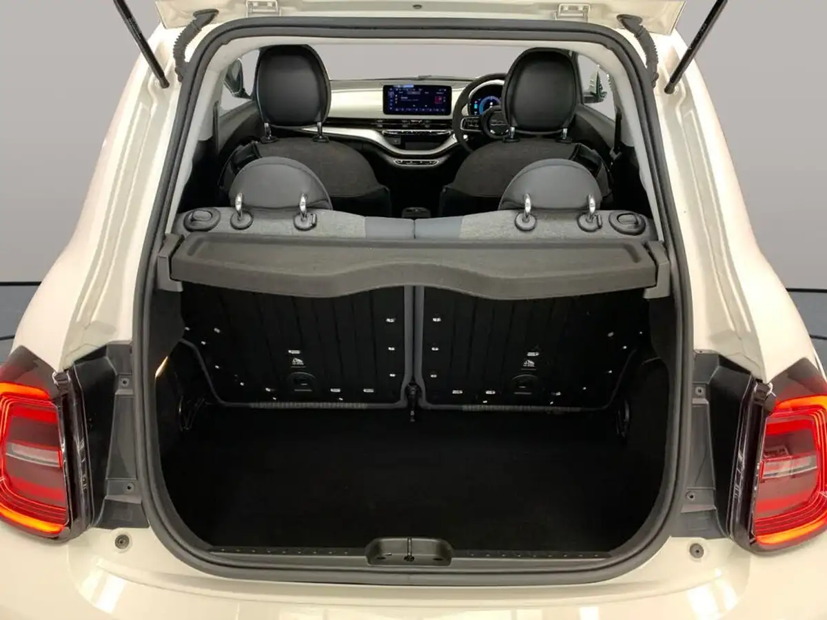 2022-fiat-500-e-icon-117bhp-big-38