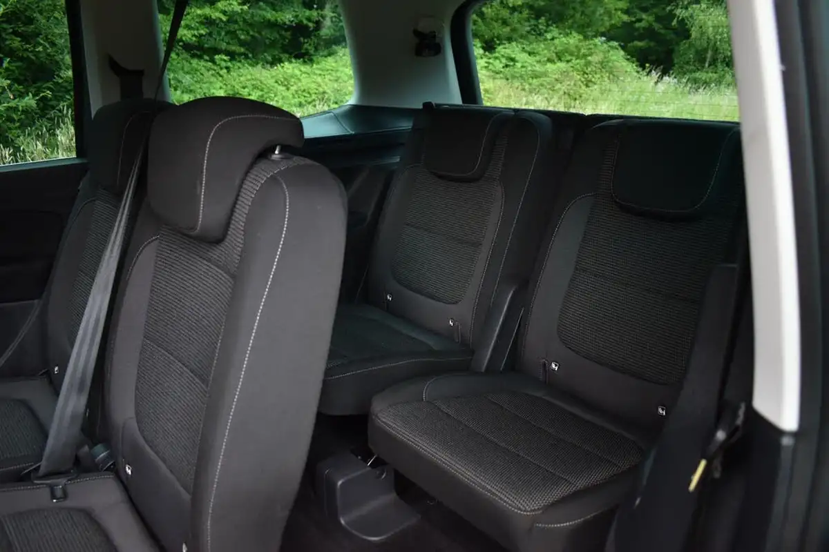 2021-volkswagen-sharan-14-tsi-se-nav-dsg-big-13