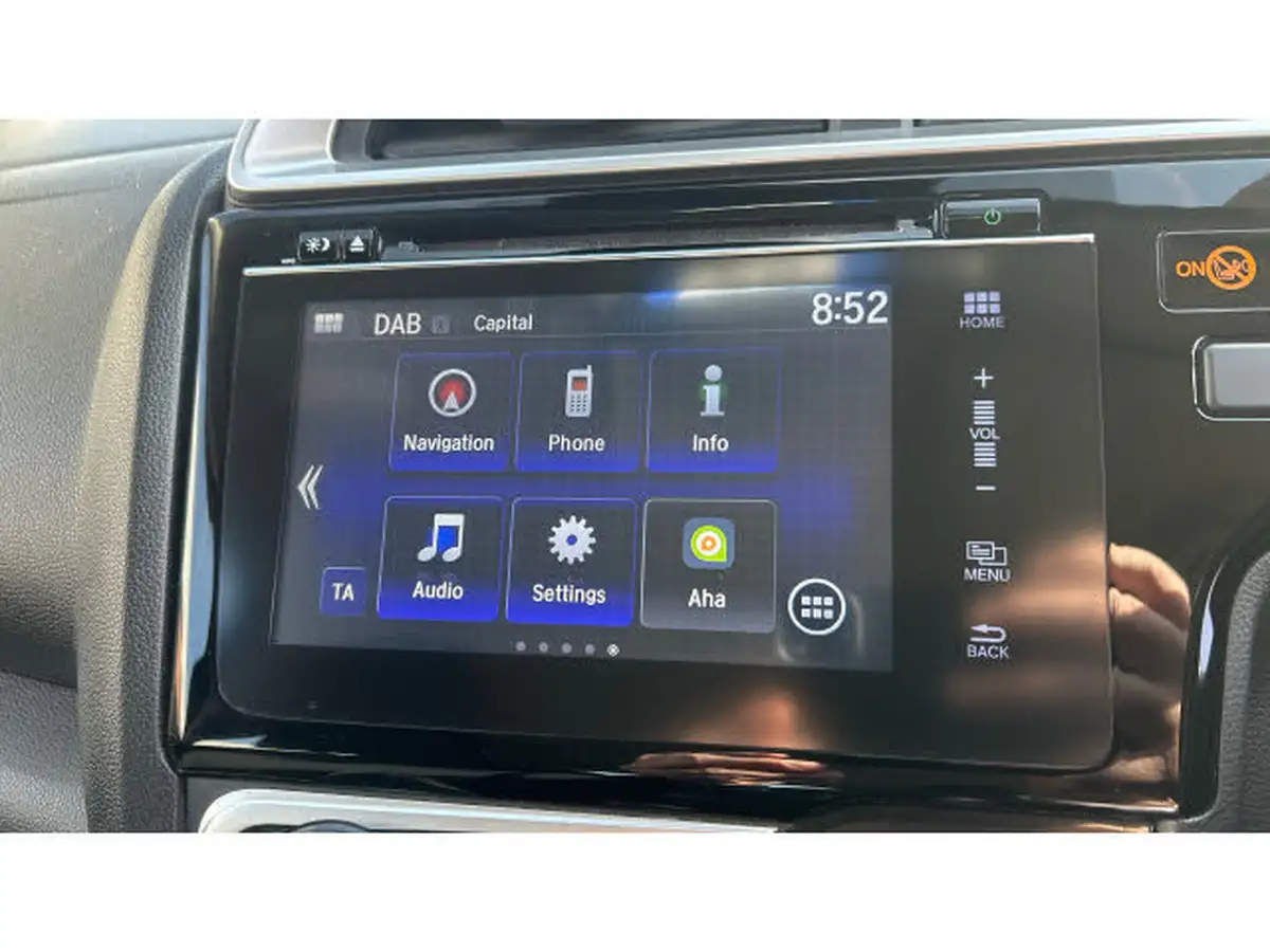 2018-honda-jazz-13-i-vtec-se-navi-big-13