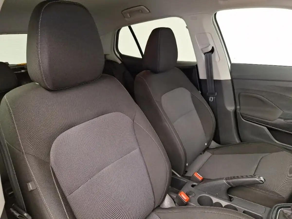 2022-skoda-fabia-10-tsi-colour-edition-109ps-big-18