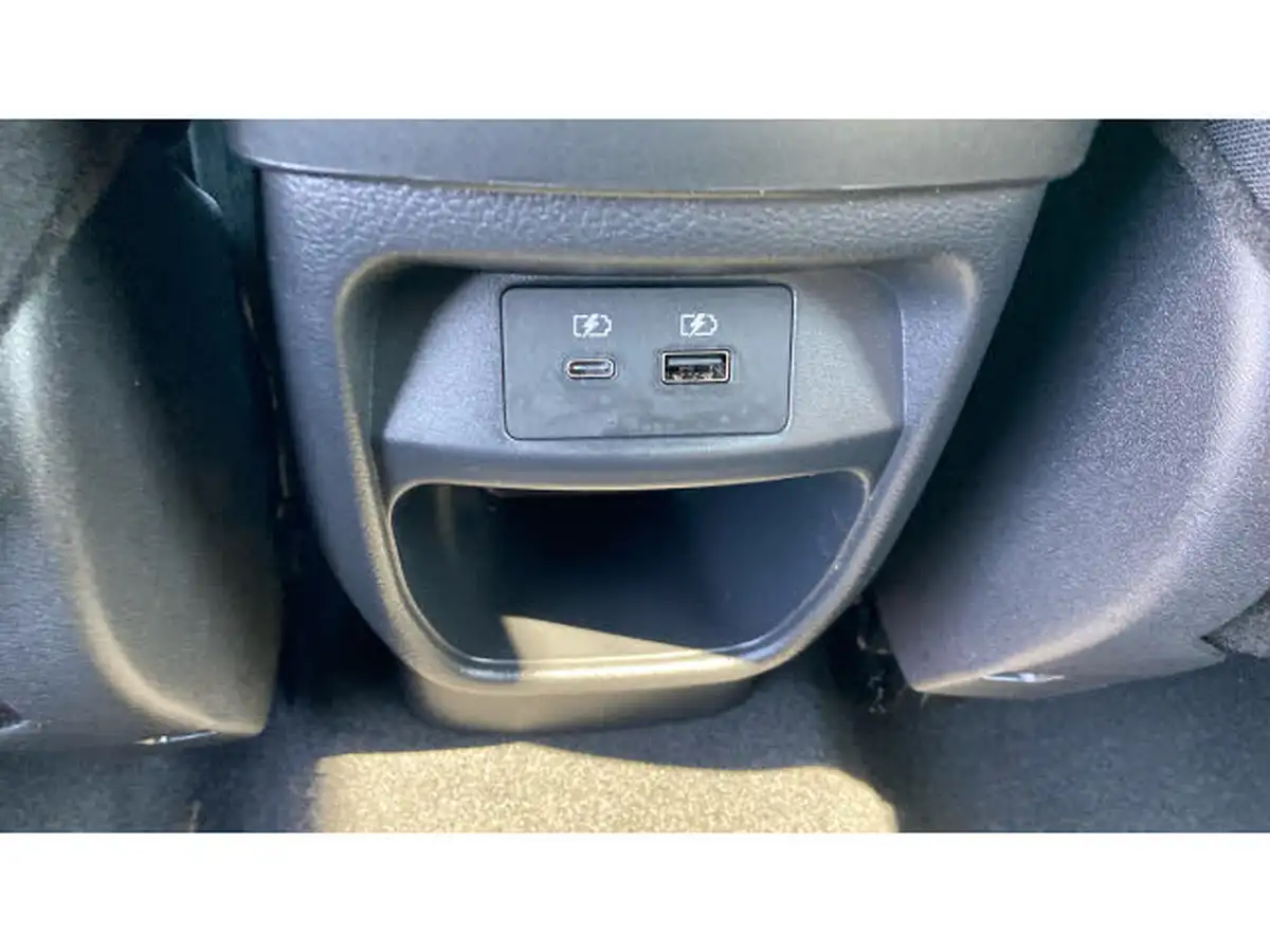 2024-nissan-juke-10-dig-t-n-connecta-big-20