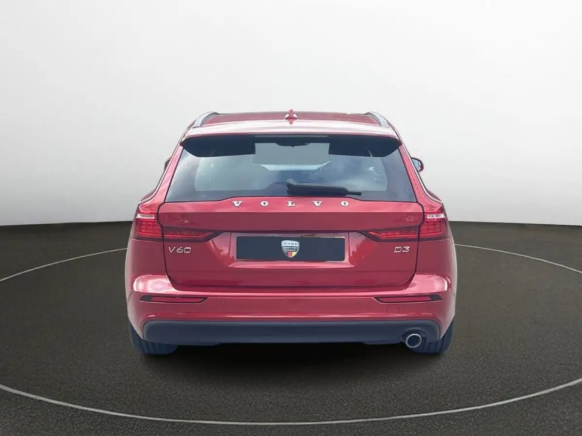 2019-volvo-v60-20td-d3-momentum-big-8