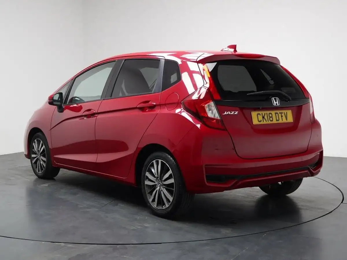 2018-honda-jazz-13-i-vtec-ex-big-8