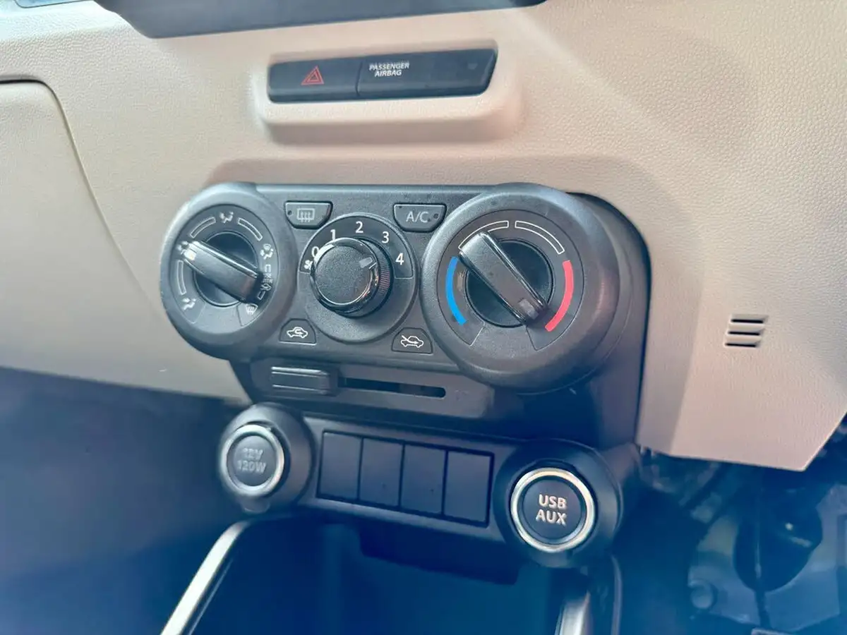 2018-suzuki-ignis-12-dualjet-sz-t-big-31