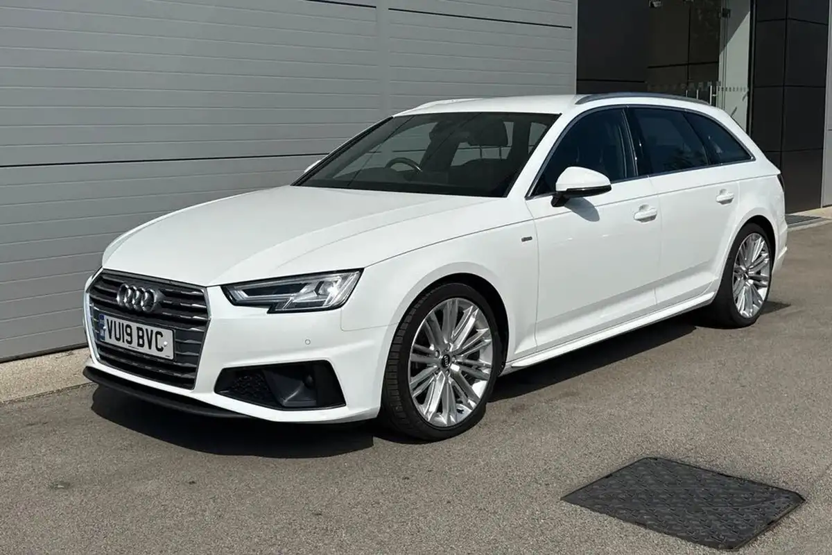 2019-audi-a4-avant-20-35-tfsi-s-line-big-37