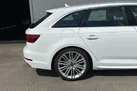 2019-audi-a4-avant-20-35-tfsi-s-line-small-24