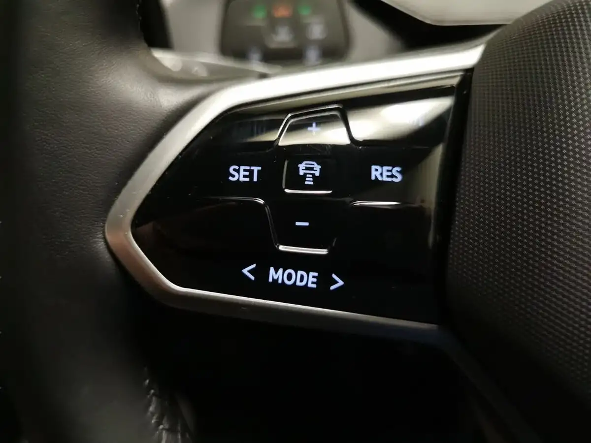 2022-volkswagen-id3-e-life-204ps-58kwh-pro-performance-big-21