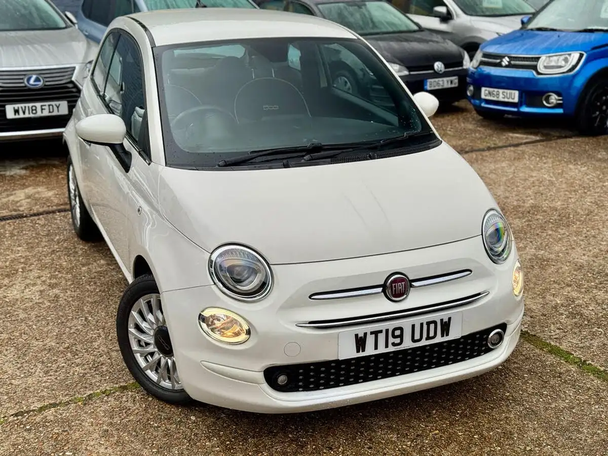2019-fiat-500-12-lounge-big-9