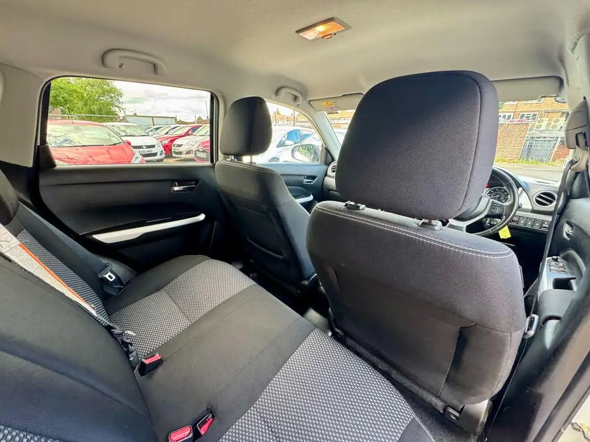 2018-suzuki-vitara-16-sz-t-big-31