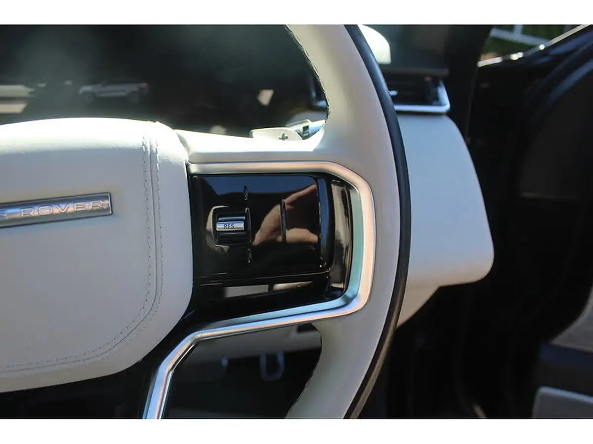 2021-land-rover-range-rover-velar-20-d200-velar-edition-big-17