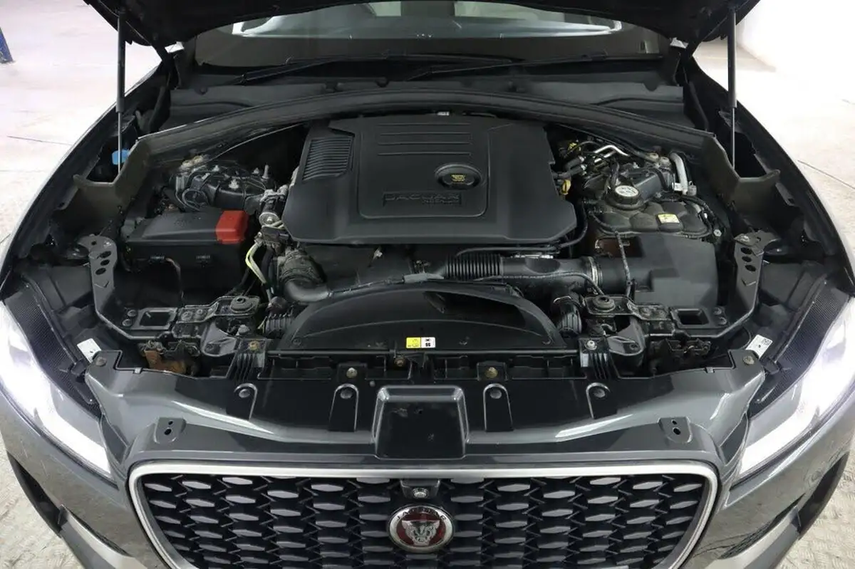 2021-jaguar-f-pace-20-d200-r-dynamic-hse-mhev-big-33