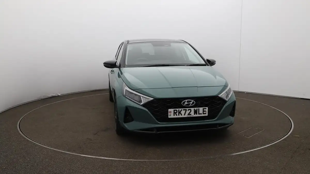 2022-hyundai-i20-10-t-gdi-ultimate-dct-big-32