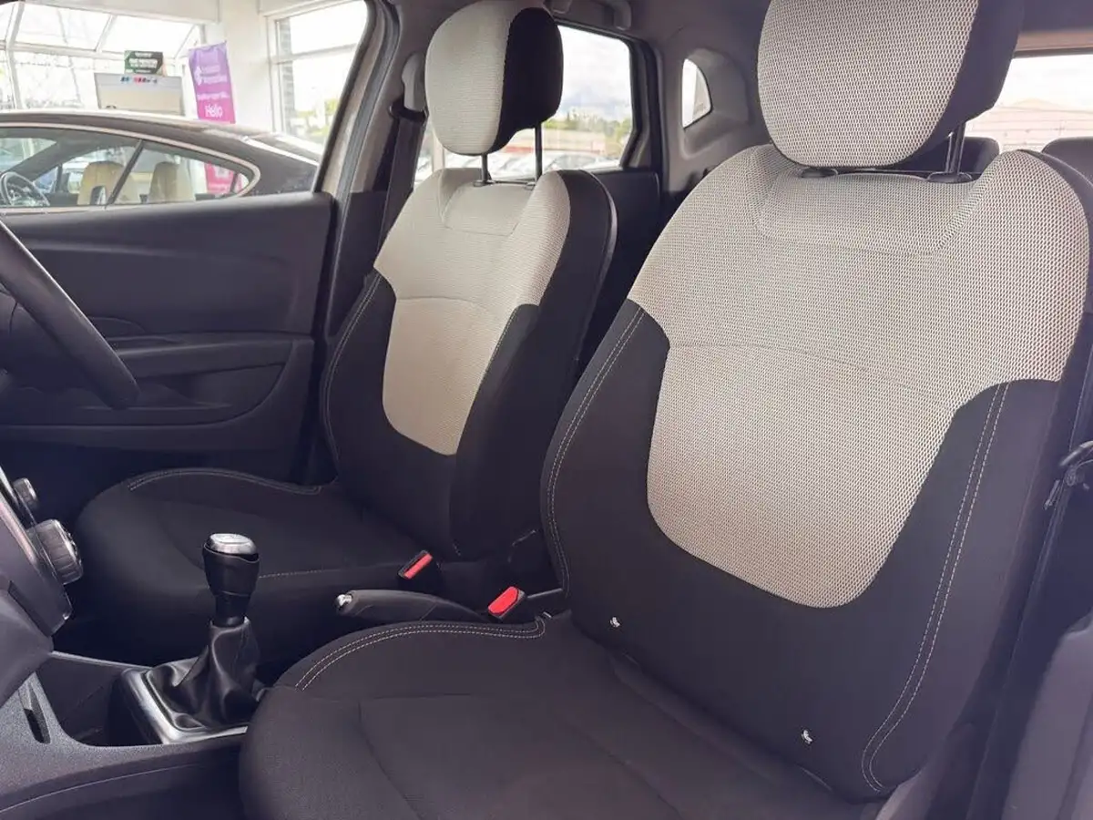 2019-renault-captur-09-tce-iconic-big-28