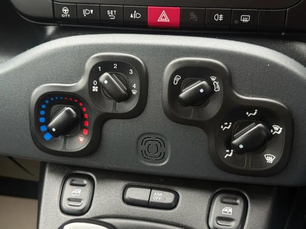 2018-fiat-panda-12-pop-big-22