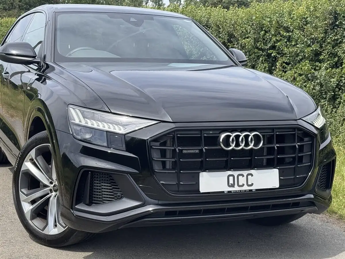 2023-audi-q8-30-55-tfsi-black-edition-big-24
