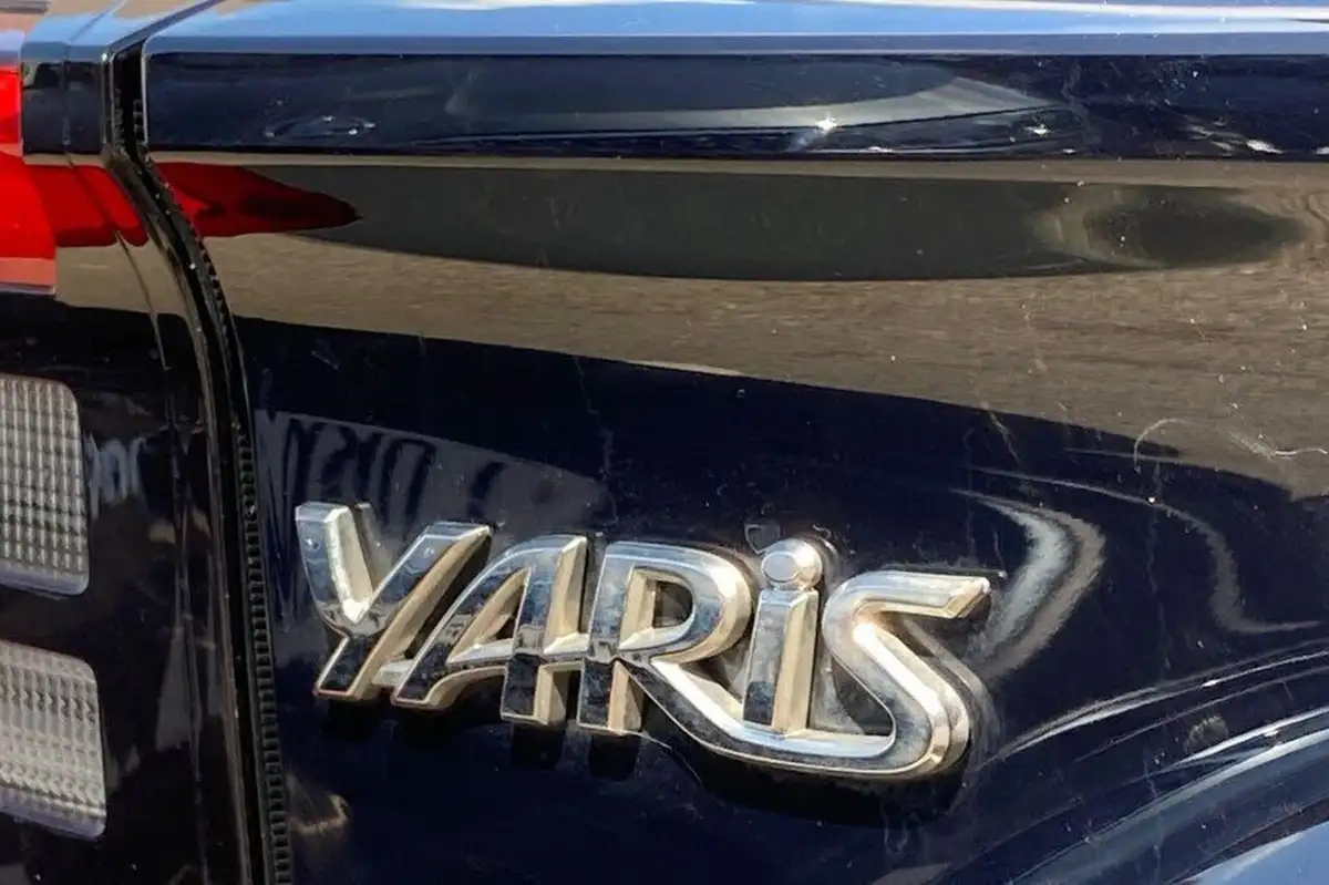 2024-toyota-yaris-15-vvt-i-design-big-35