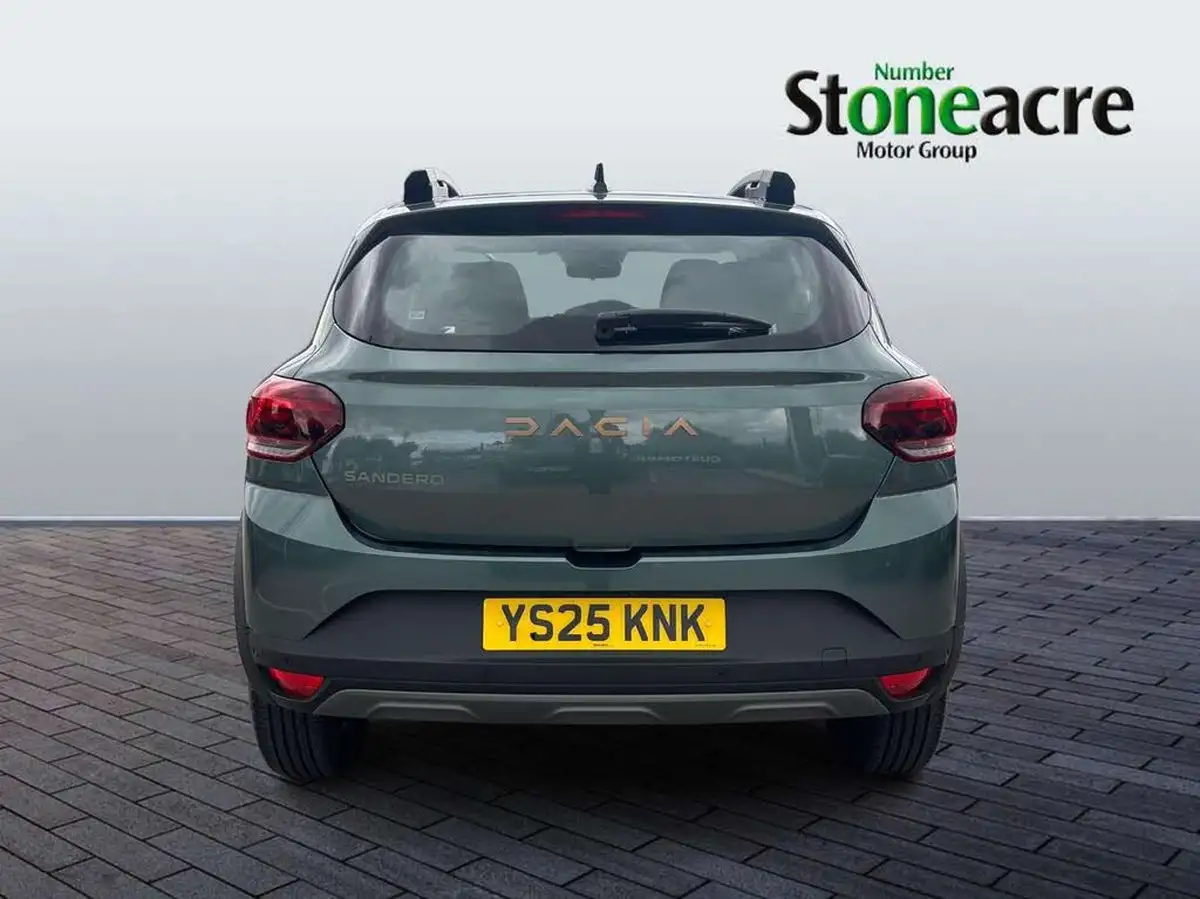 2025-dacia-sandero-stepway-10-tce-extreme-110bhp-big-4