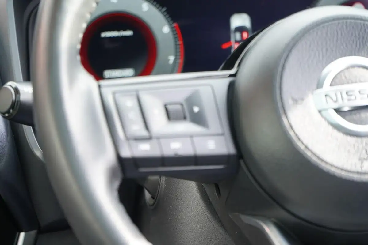 2022-nissan-qashqai-13-dig-t-tekna-140ps-mild-hybrid-big-31