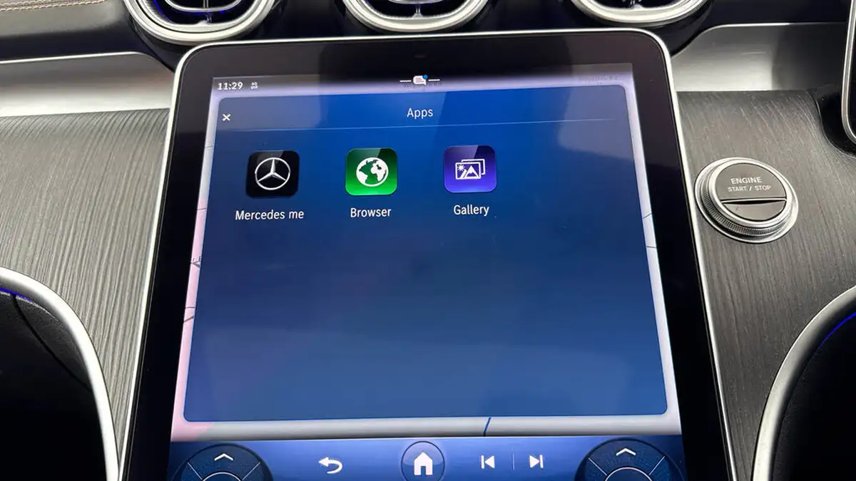 2022-mercedes-benz-c-class-big-18