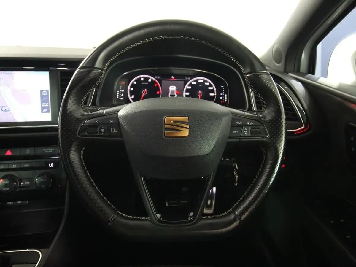 2020-seat-leon-20-tsi-cupra-290-big-16