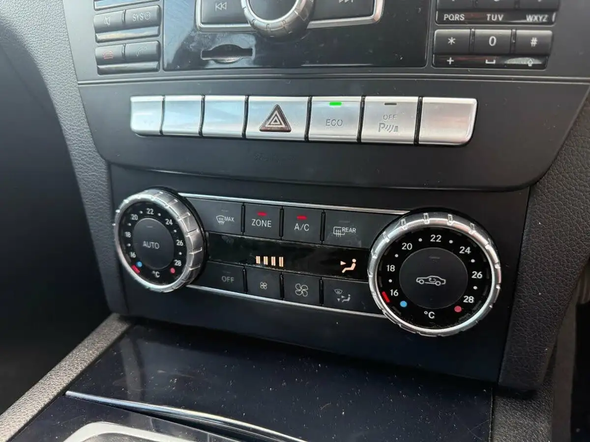 2011-mercedes-benz-c-class-21td-c220-cdi-se-edition-125-21cdi-170bhp-saloon-4d-auto-big-26