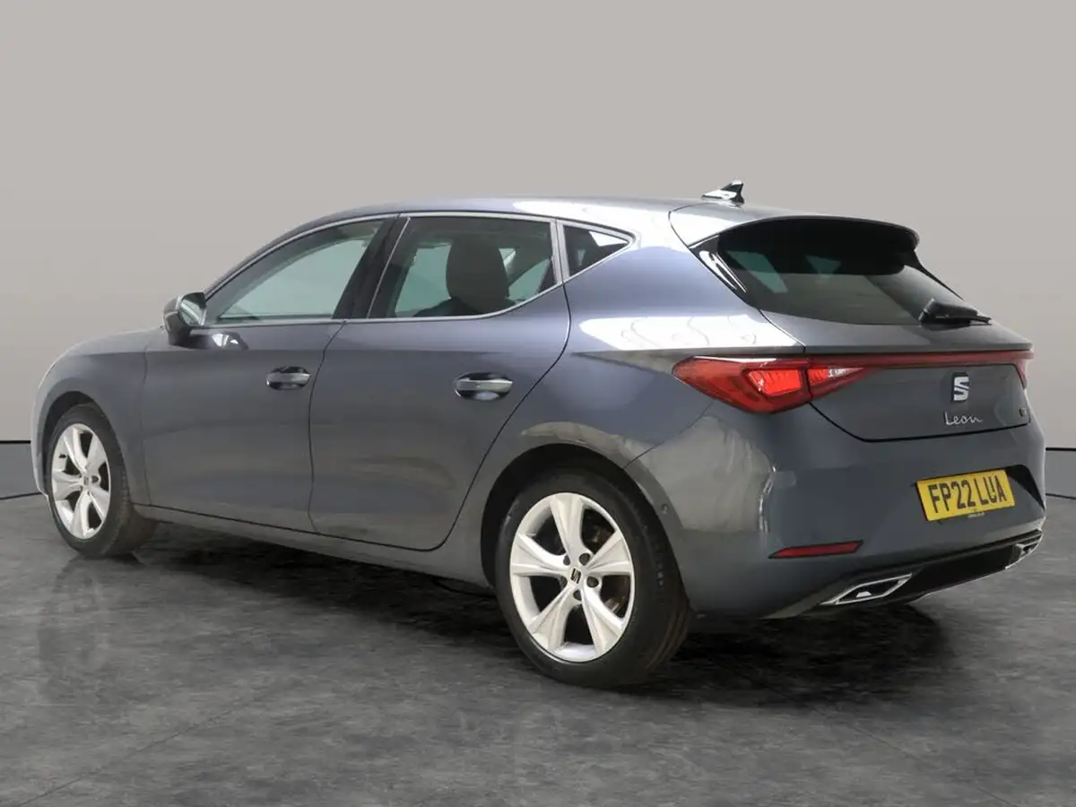 2021-seat-leon-15-tsi-evo-fr-130ps-hatchback-big-13