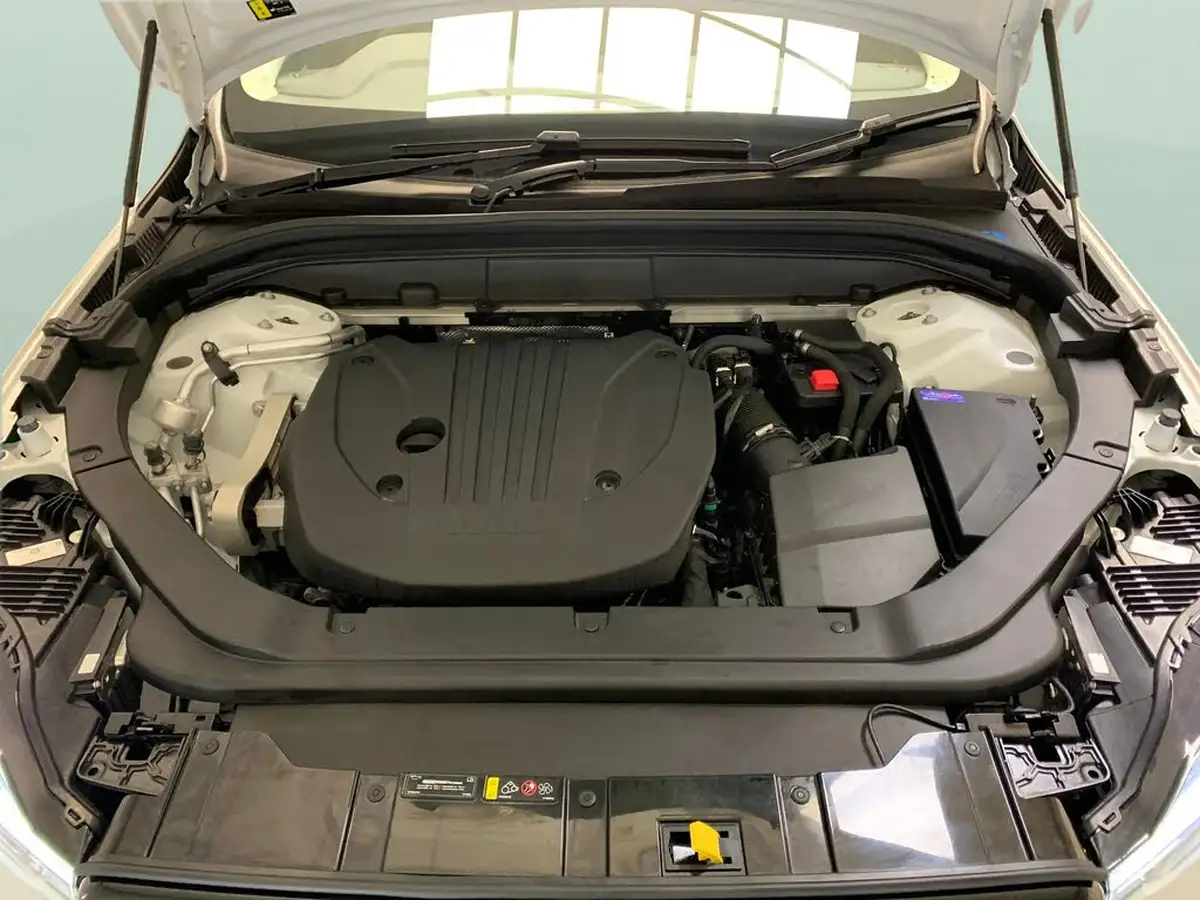 2024-volvo-xc60-20-b5-plus-big-39