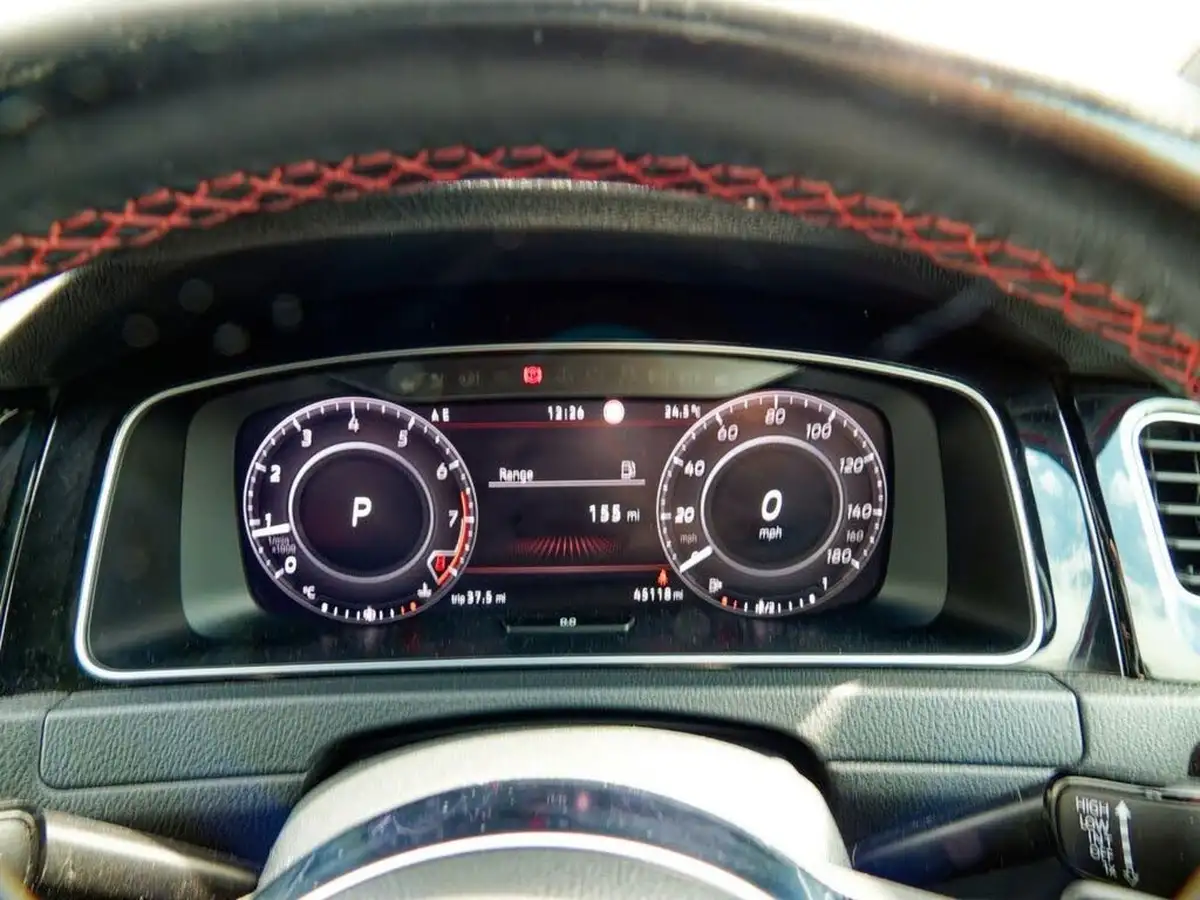 2019-volkswagen-golf-20-tsi-gti-performance-5d-dsg-big-25