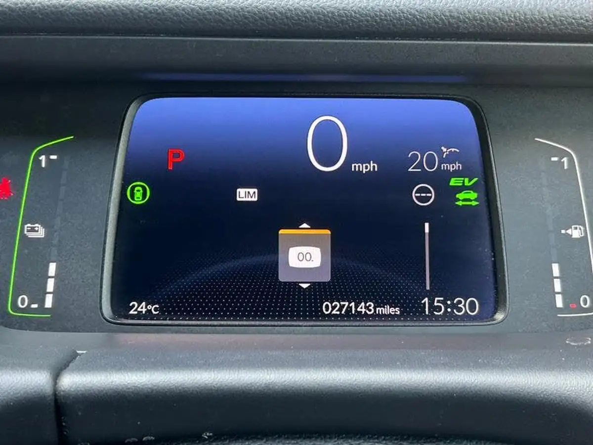 2020-honda-jazz-15-i-mmd-sr-big-35