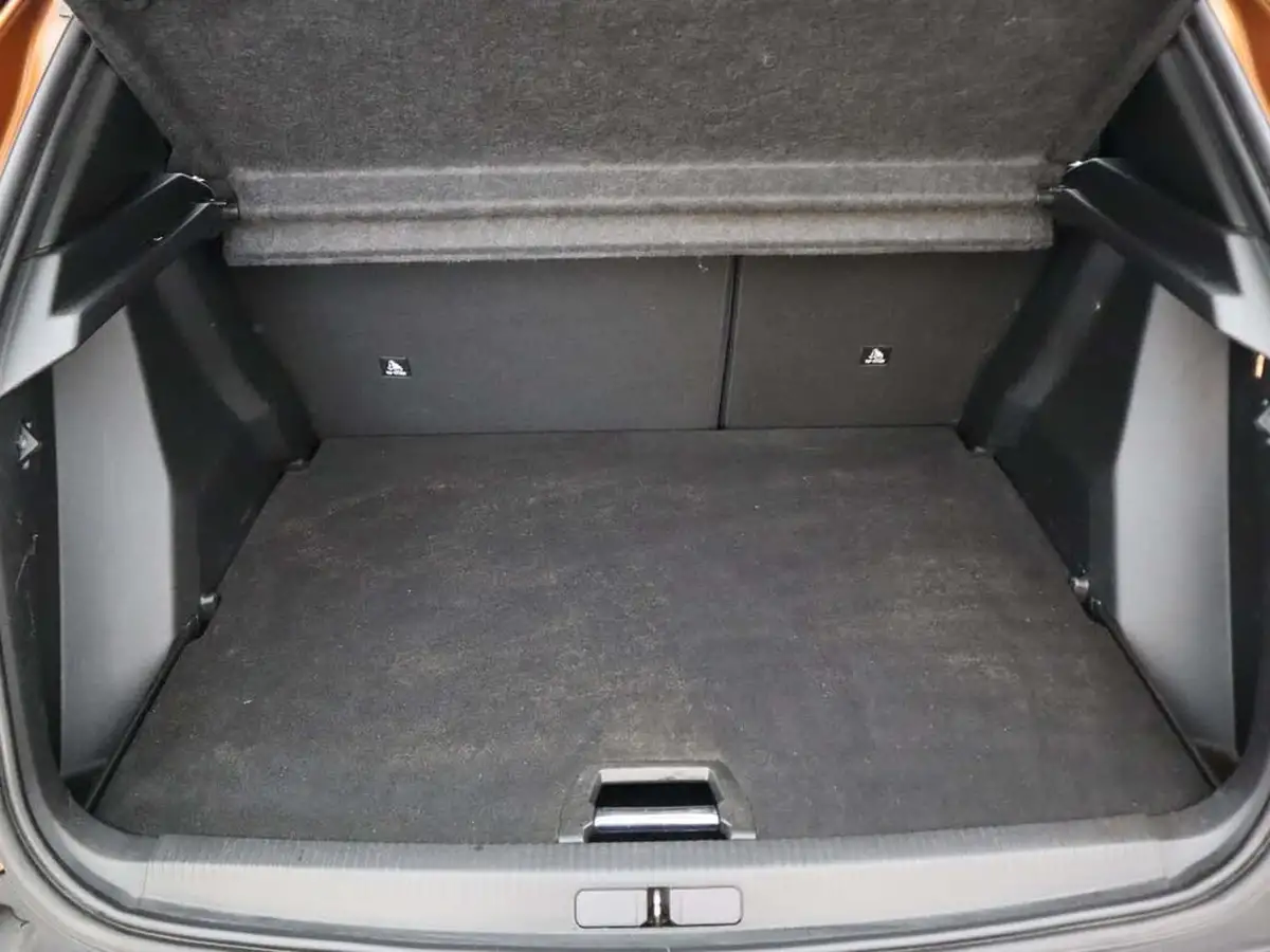 2022-peugeot-2008-suv-12-puretech-active-premium-big-8