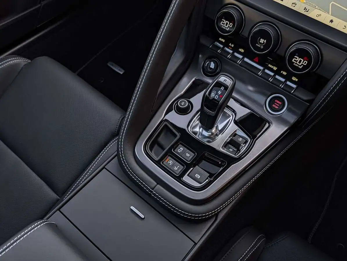2024-jaguar-f-type-50-v8-p450-75-awd-coupe-big-40